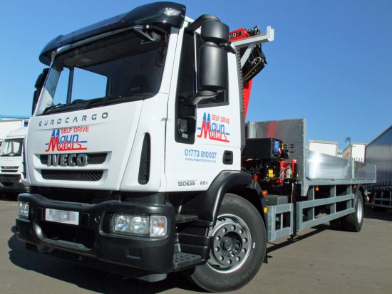 18 tonne Crane Lorry Front with Mount Loader 03