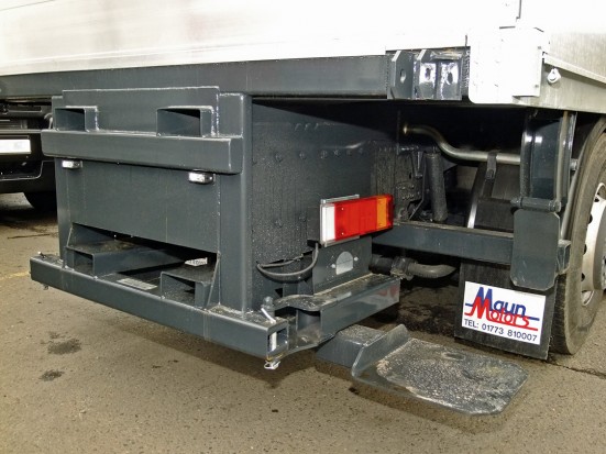 26 tonne Moffett Dropside Day Cab Rental 20