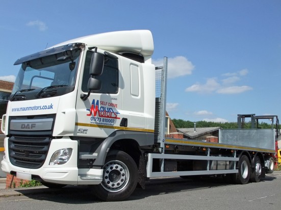 26 tonne Moffett Flatbed Sleeper Cab Rental 02