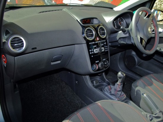 Corsa-5-Door_09