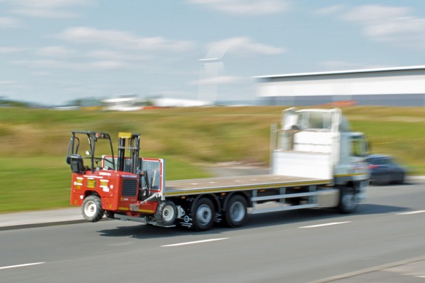 DAF Flatbed Moffett Lorry_10