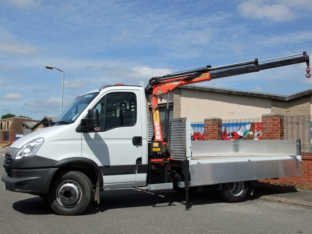 Specialist Commercial Vehicle Hire from Maun Motors Self Drive - Iveco Daily 6.5t Dropside with Crane - Specialised van hire, specialist lorry hire, specialist van hire, specialised vehicle hire