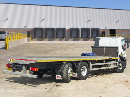 Iveco Stralis 26t Flatbed - 2014 - no Logo _HIRE_05z