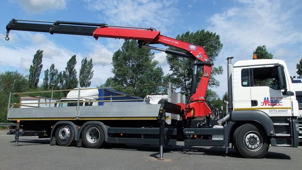 MAN-26t-front-mount-crane_hire_08c
