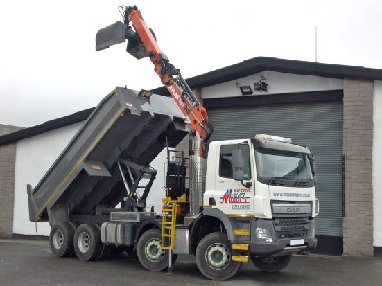 daf-32t-tipper-grab_hire_12b