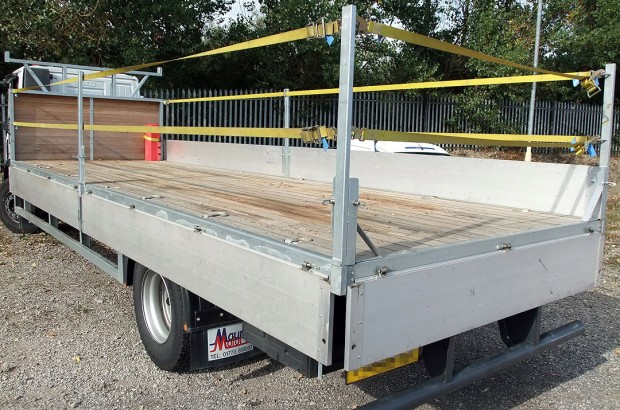 eurocargo_18t_dropside_hire_09a