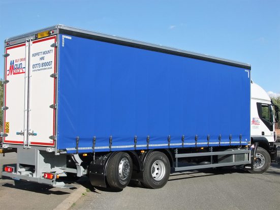 iveco-26t-moffett-curtain_hire_05