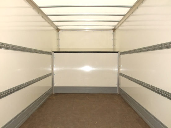 ldv-v80-luton-tlift_hire_ybf_15_S