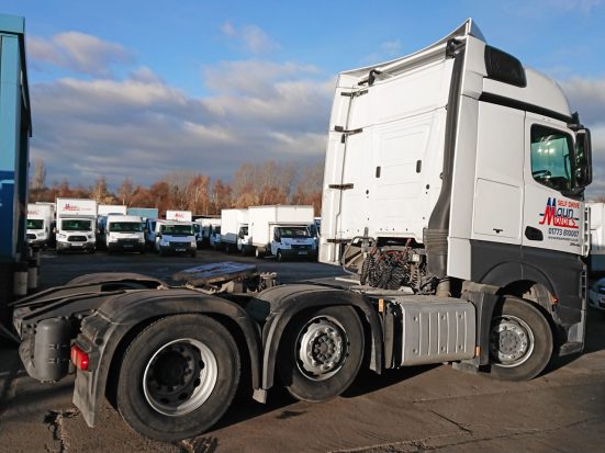 Mercedes-Benz Actros Euro 6 tractor unit hire 07