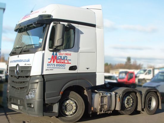 Mercedes-Benz Actros Euro 6 tractor unit hire 02