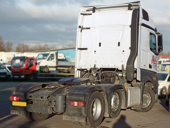 Mercedes-Benz Actros Euro 6 tractor unit rental 03
