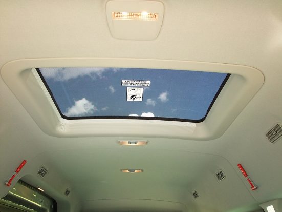 transit-12seat_onv_30