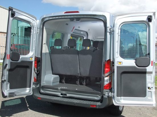 transit-12seat_onv_32