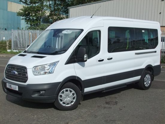 transit-15seat_llu_01