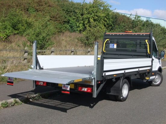 transit-3T-dropside_hire_08